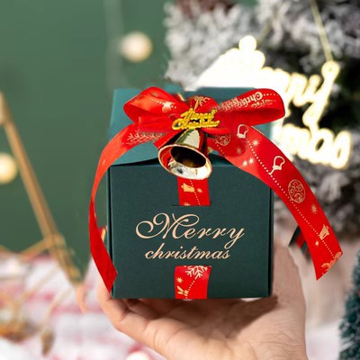 Customized Tote Bag Christmas Paper Gift Box Packaging with Recycled Materials