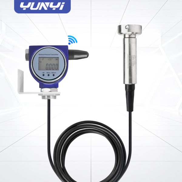 Wireless Corrosion Resistant Submersible Level Sensor for Liquid Level Monitoring and Remote Data Transmission in Industrial Tanks