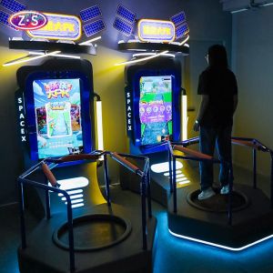 Système de jeu interactif pour trampoline en mode PK 43