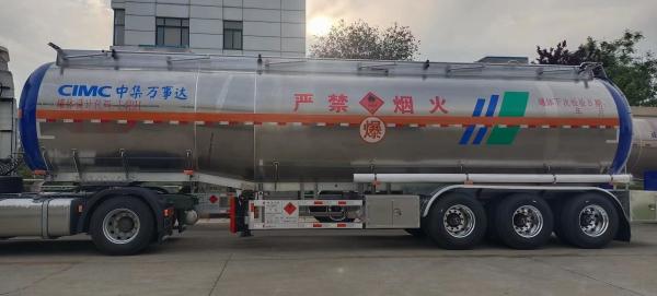 CIMC Direct Sales from Chinese Manufacturer 3-Axis Aluminum Alloy Oil Tanker Truck Fuel tank truck