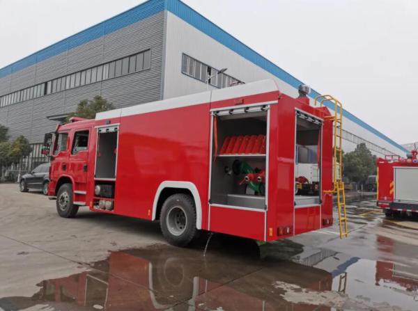 Shacman L3000 4X2 10000L Water Tank Fire Truck , Carbon Steel Foam Fire Truck