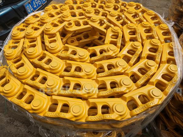 SK200 SK200-5 SK200-6 Undercarriage Track Link YN62D00007F2 YN62D00017F3