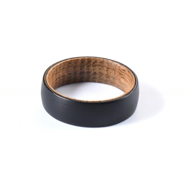 Anillo de carburo de tungsteno negro de boda para hombres Barril de whisky Insert de madera con cúpula 8 mm