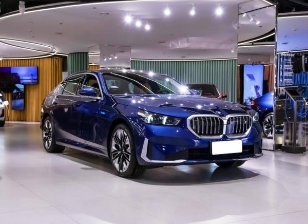 2024 M60 G60 35l Suv de luxo EV I5 BMWs Carros usados Bateria de íons de lítio ternária para adultos