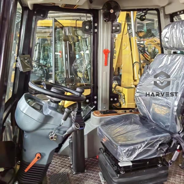 4WD Powerful Backhoe Loader SAM388 with Cummin Engine Hot Sale in Jamaica