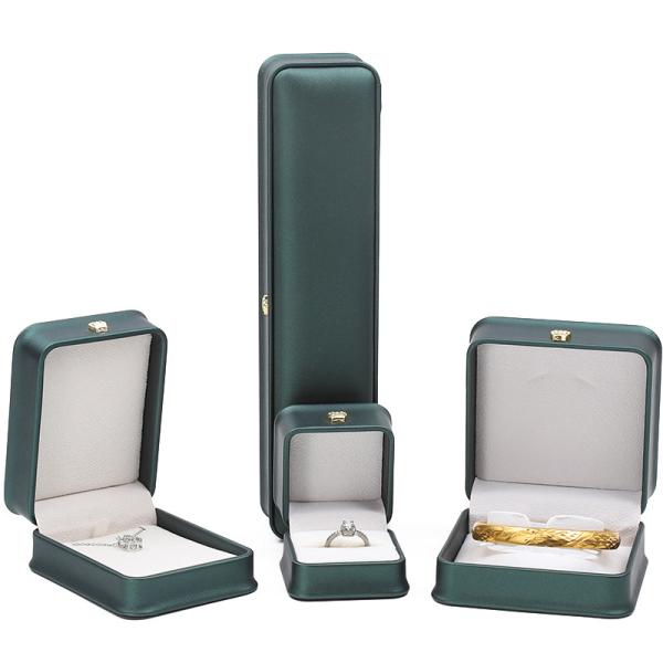 Boîte de rangement de bijoux en cuir en PU pour bagues pendentives