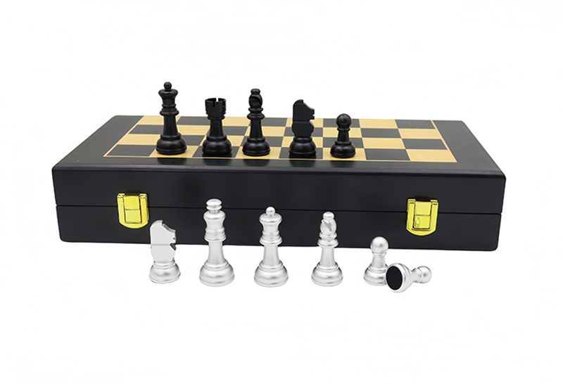 Foldable International Chess Set with Lightweight Aluminum Alloy Pieces and Customized Logo for Travel & Home Decoration