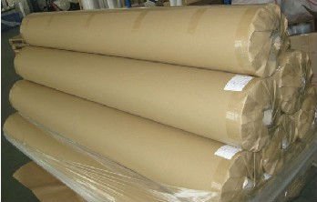 Перемещение прозрачной дешевой ясной одежды LDPE крышки одежд пластиковое кладет сумки в мешки химической чистки на крене