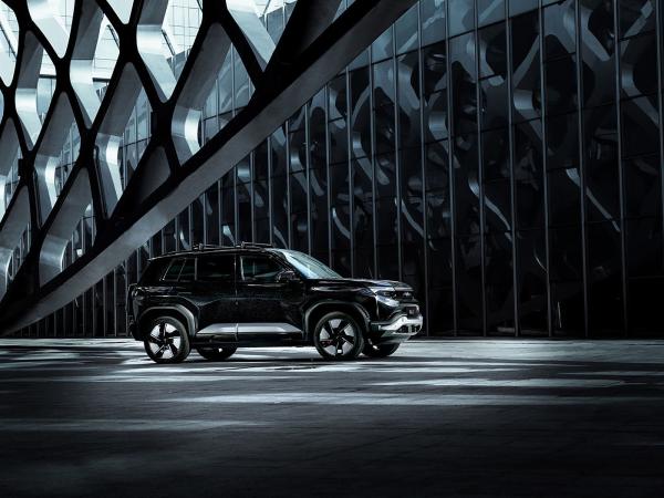 Luxury Equation Titanium 3 EV Electric Vehicle 5 Door 5 Seat SUV EV New Car