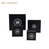 Logo personnalisé Boîte de chocolat à fermeture magnétique rouge pour emballage cadeau de truffe écologique