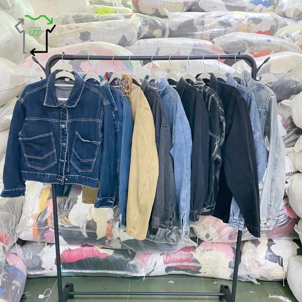 All Season Second Hand Clothes Polyester Cotton Blend Jeans Jacket Long Sleeved