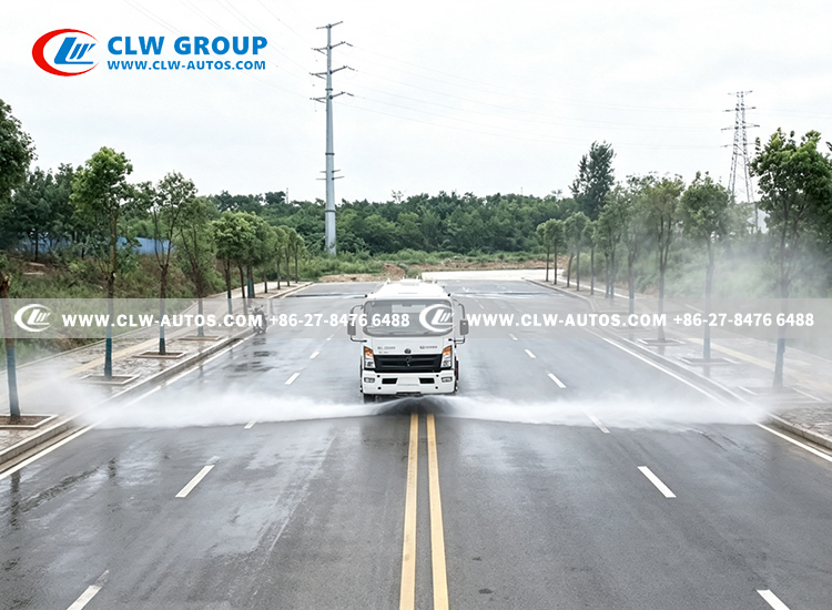 HOWO 10000L Capacity Water Sprinkler Truck with High-Pressure Water Jet and Independent Gasoline Engine