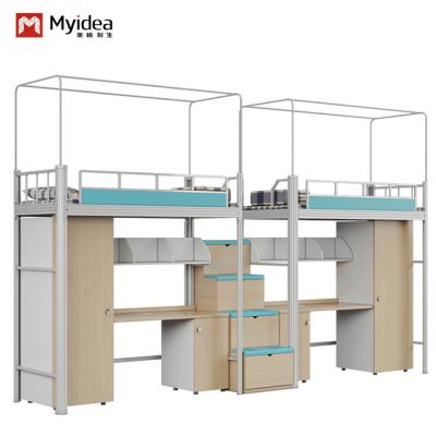 Cama de cama espaçosa com um quadro de cortina e estrias para quartos de alto padrão