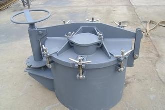 Horizontally Opening Oil Tight Marine Hatch Cover Customized for Oil Tankers and Ships