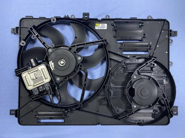 LR044833 Radiator Fan Assembly With Control Module
