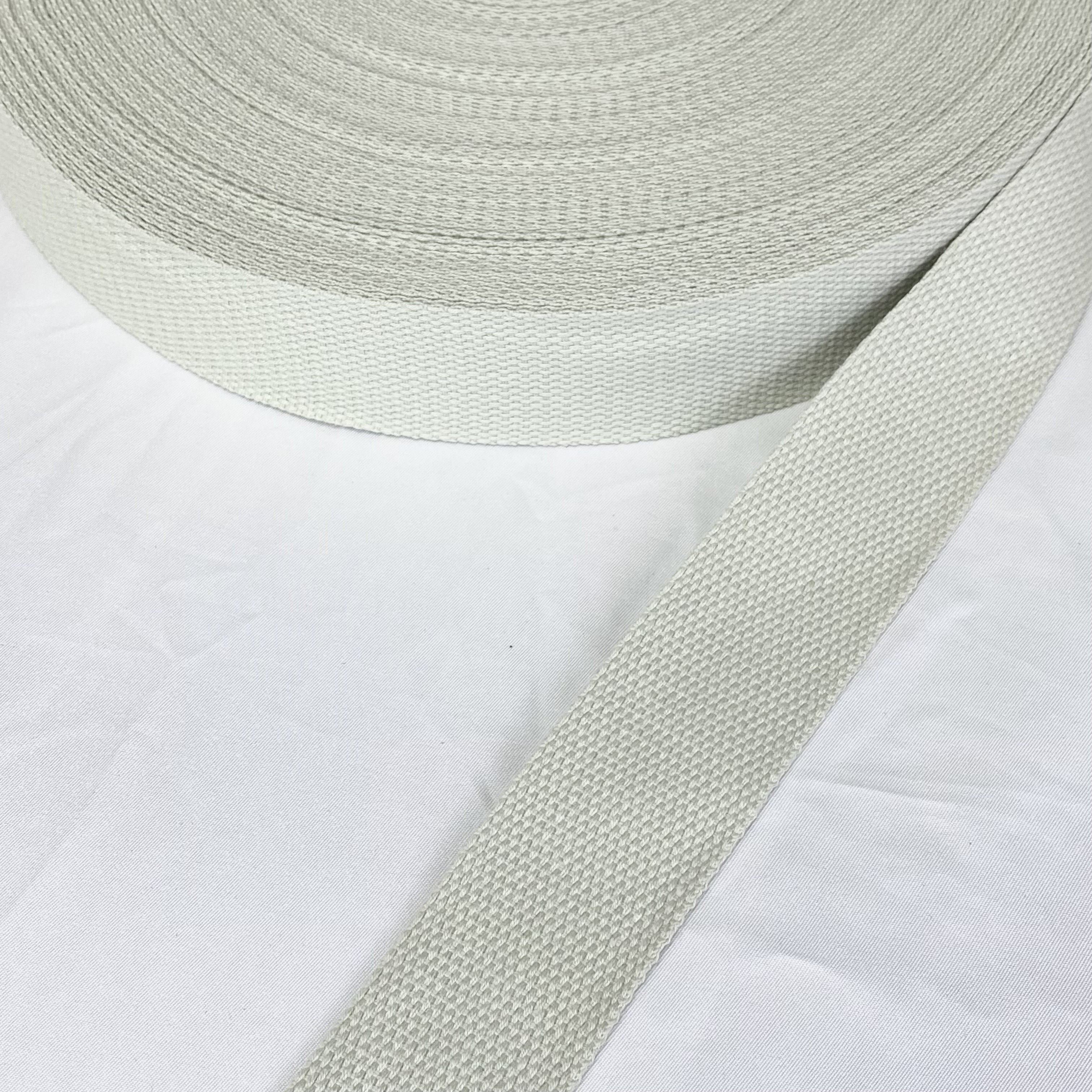 Soft bead Polyester-cotton webbing in a variety of colors Dupont Tote bag strap Textiles