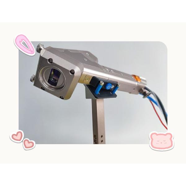 Máquina de limpieza láser de última generación y versátil 1500W 2000W Opcional Máxima potencia 2000W Ancho de limpieza 300 mm Máximo