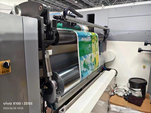 Versatile High Speed Flexo Printing Machine Environmentally Friendly Automation