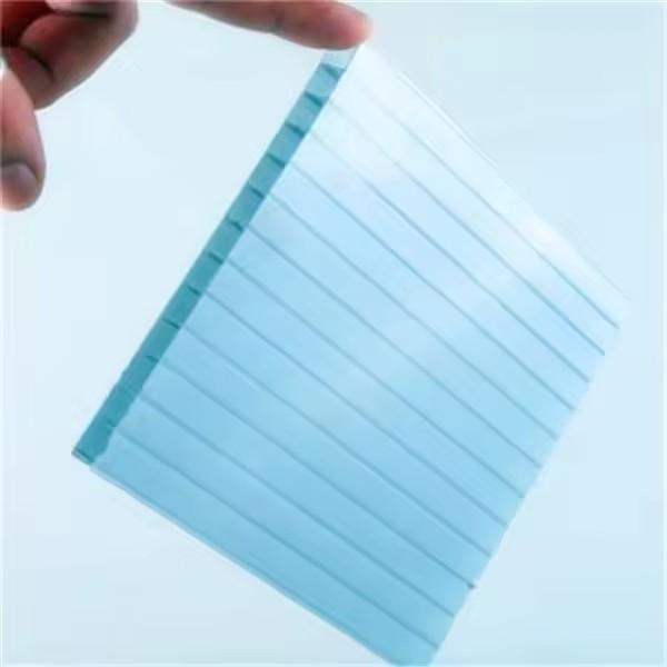 Panneaux de toiture en PC creux verts Panneaux de polycarbonate à parois jumelles colorées