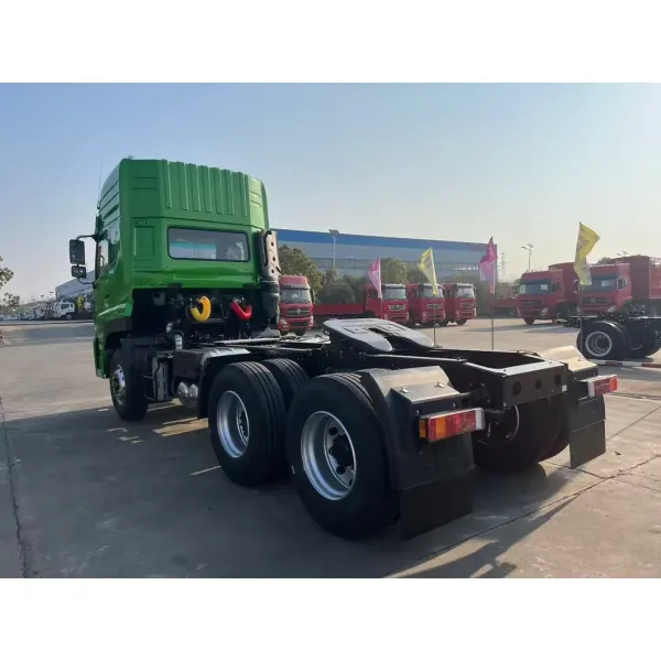 Chinese 6X6 off-Road Tractor Truck - Robust All-Terrain Towing Solution
