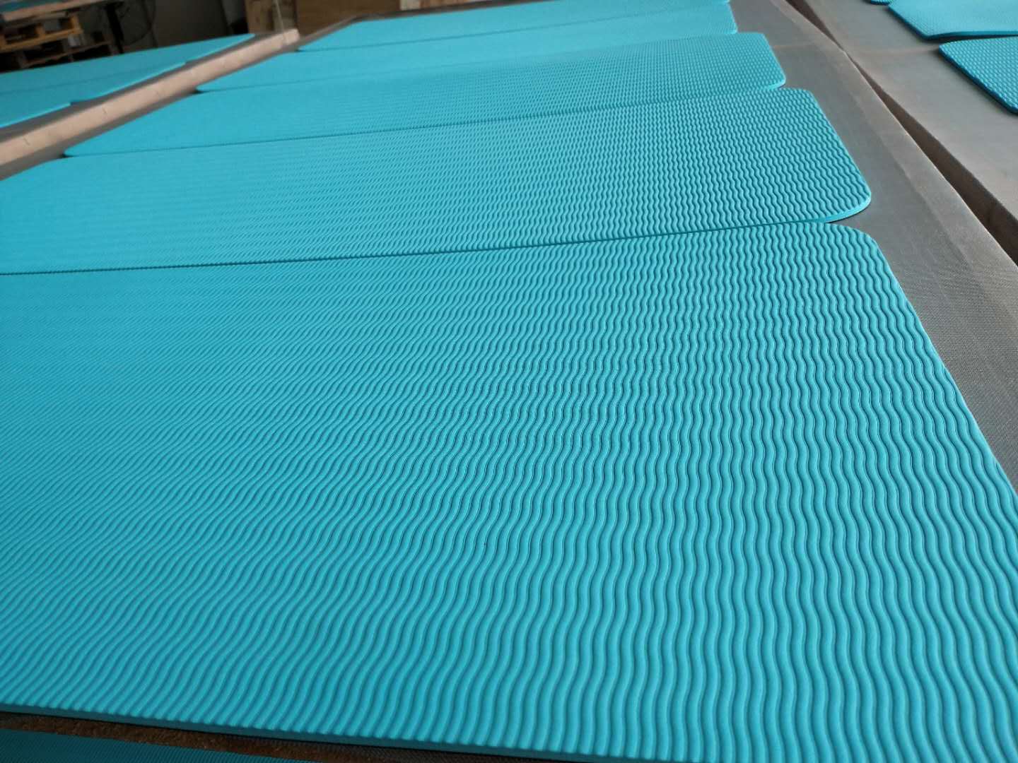 New Arrival New Color Blue Green Color Conductive Healthy Earth Yoga Mat 5MM