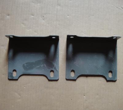 AZ9725930708 Sinotruk Bracket do pára-choque frontal, Peças sobressalentes originais para caminhões Sino