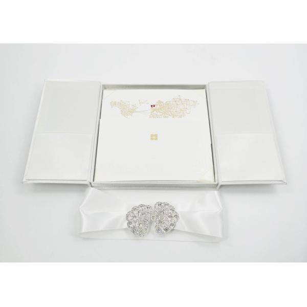 Elegant White Silk Cardboard Present Gift Box Wedding Invitation With Bow / Buckle