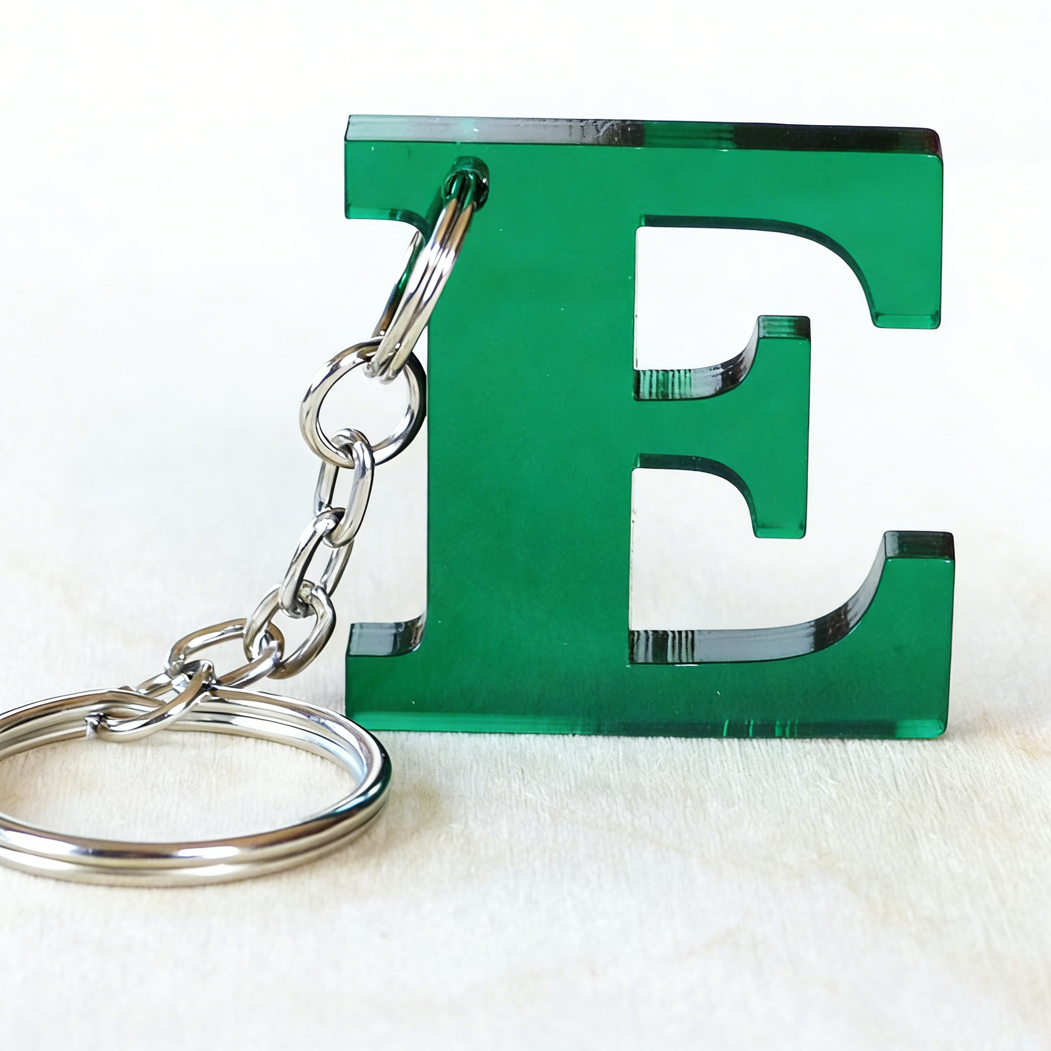 Custom Acrylic Keychains Plastic Alphabet Letter Key Ring Acrylic Charms Bag Pendant