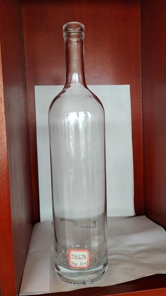 Custom Crystal Glass Wine Bottles 500ml 750 ml for Hot Stamping and Roll On Sealing