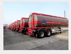 Iron 3 Axles 60 T Container Chassis Trailer Flat Bed Trailer Steel Truck Trailers Mobile Makeup Truck Trailer