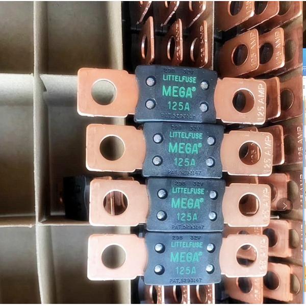 Auto Fuses 30-70A, 65-68mV Voltage Drop, Tin plated Copper Terminal