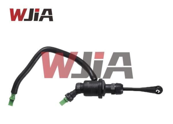 30610-JG40A 30610-JD000 Clutch Master Cylinder For NIISAN X TRAIL
