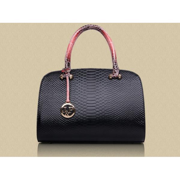 2016 new European and American fashion handbags serpentine Messenger bright skin handbag luxury handbag