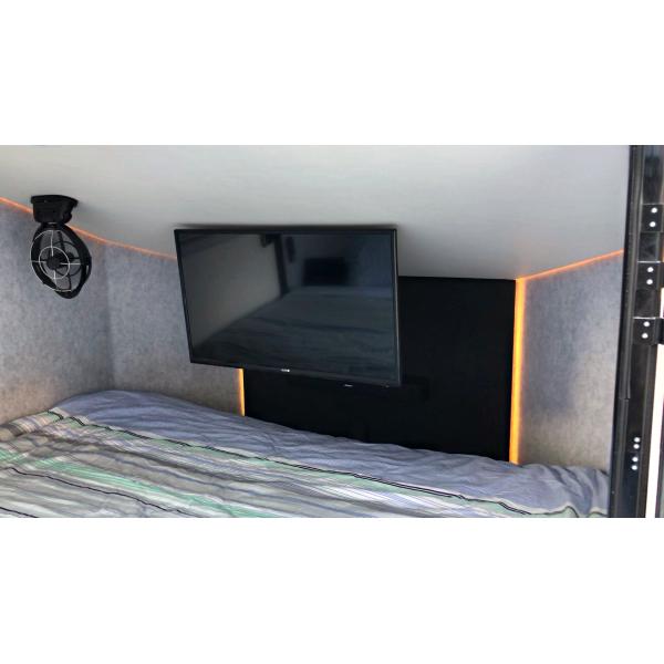 Campeur facultatif de camion de tente remorquant la petite caravane du campeur rv d'Off Road de remorque