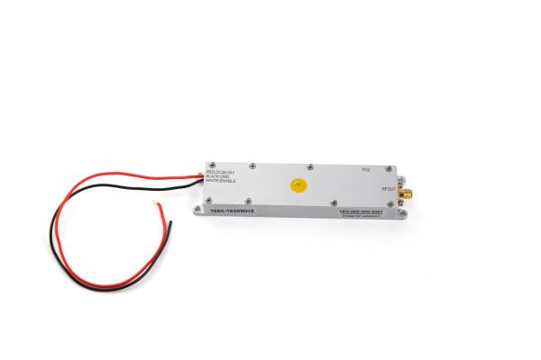 効率的な433MHz 10W GaN RFアンプモジュール