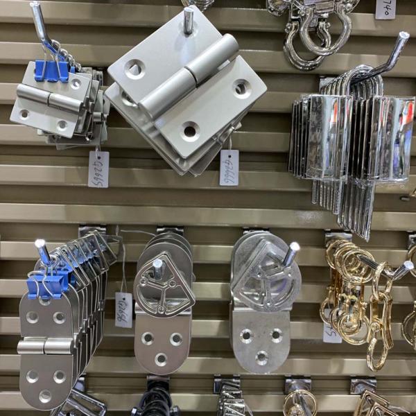 OEM Garments Trims Accessories Dog Hook Cast Iron  Square Ring Nickle Free