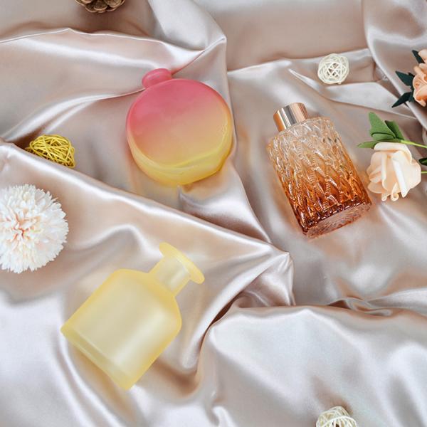 Luxury Empty Round Matte Black Diffuser Bottles With Golden Cap And Sticks