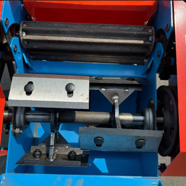 Fodder Chopper Chaff Cutter for Silage Forage 800kg/h Iron Feed Machine