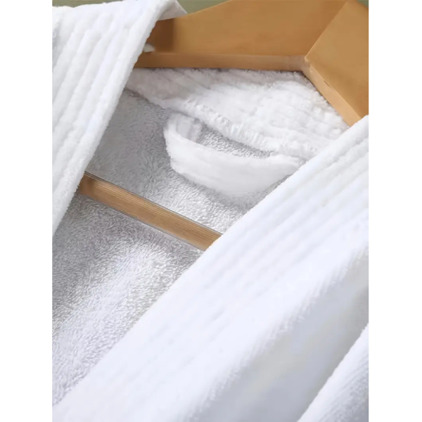 Classic Men’s Lounge Bathrobe – Soft V-Neck Belted Robe with Long Sleeves for Everyday Comfort