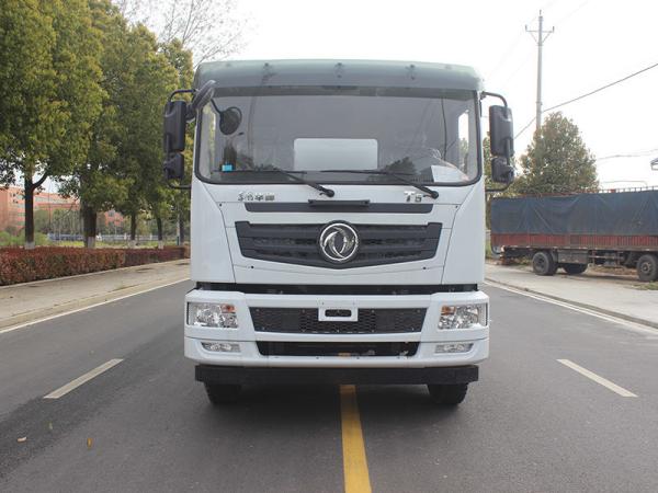 Marque Dongfenghua Shenrunzhixing, Camion de ravitaillement en liquide de 19 mètres cubes
