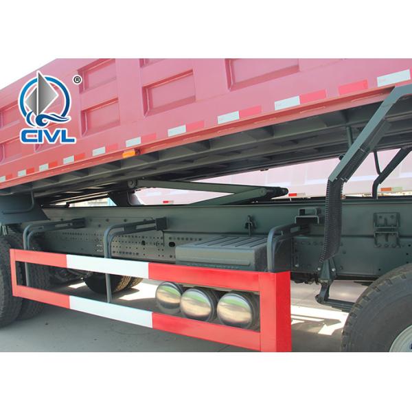 Big Loading 50T SINOTRUK Heavy Duty Dump Truck Driver 8X4 And Chassis
