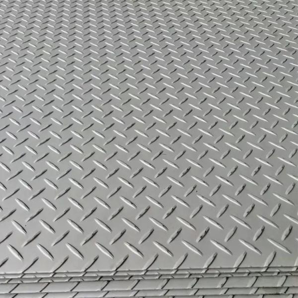 301 303 Checkered Stainless Steel Plate For Sale 304 201 202 430 410 630 316 316L 304