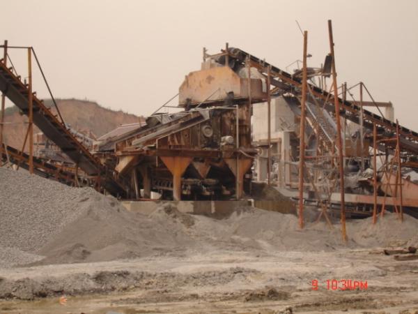 Gravel Rock Impact Crusher Machine Stone Crushing Plant 200 Tph