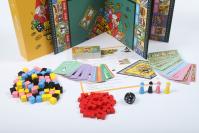 Jogos de tabuleiro impressíveis CMYK Logotipo personalizado para entretenimento