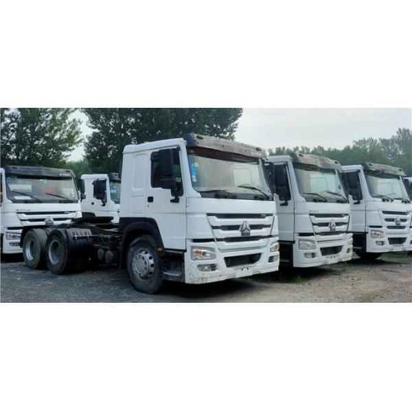 Подержанными головы тележки сварочных тракторов SINOTRUK HOWO используемые тракторами