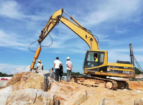 ZT-P110 Excavator Mounted Ultra Large Rock Splitter for Heavy Duty Splitting