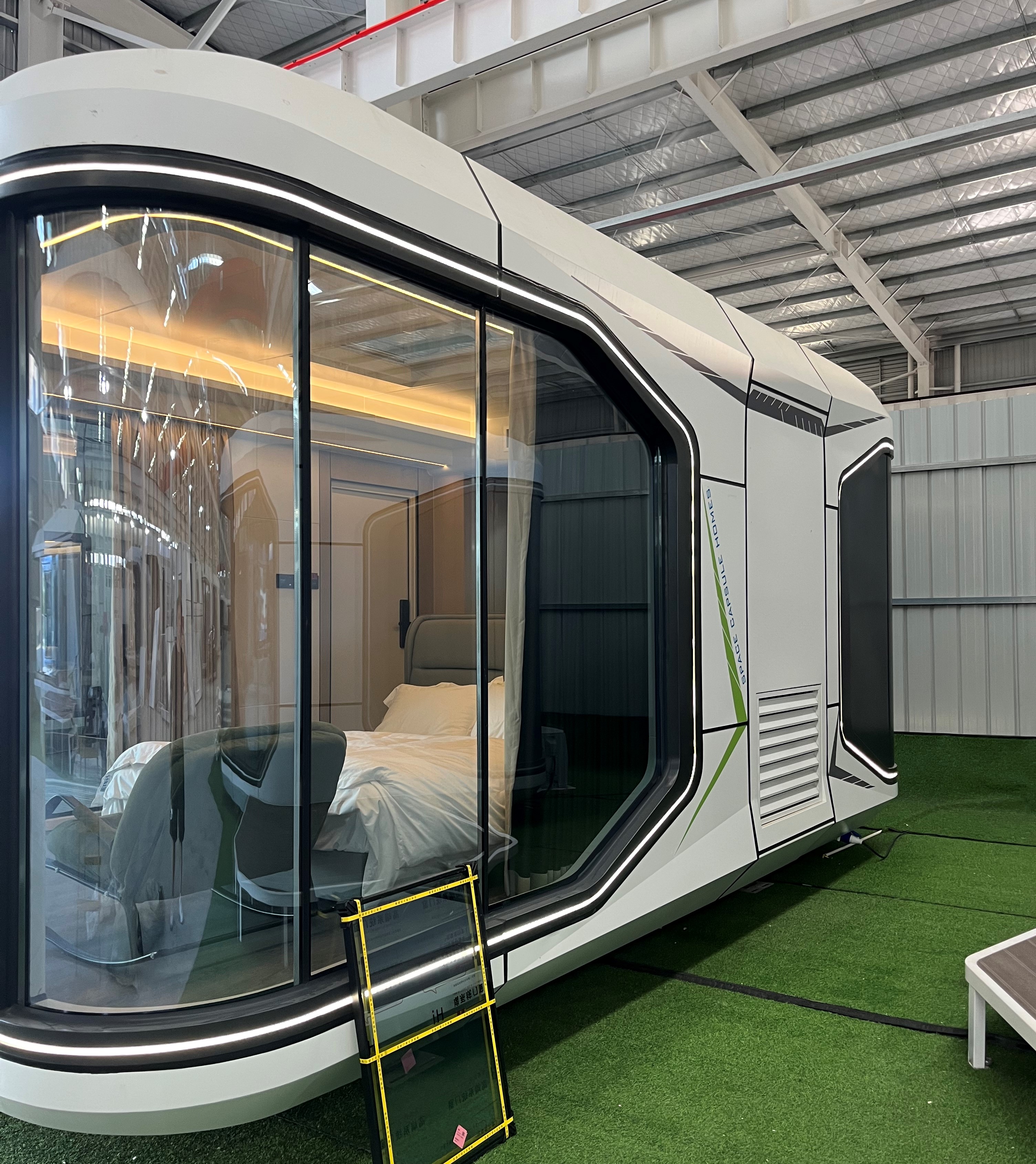 The Best-selling Space Capsule Prefabricated Modern Container Space Capsule House, Space Capsule Mobile House.