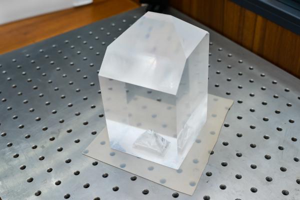 High performance nonlinear optical crystal ADP Nonlinear optical crystals For E-O application.