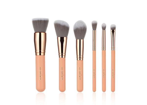 Exemplo de Mini Travel Makeup Brush Set Rosy Pink Color With Zipper da forma de Vonira