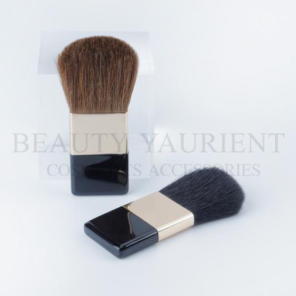 Lightweight Fluffy Head Compact Makeup Brush For Bronzer Oem Logo